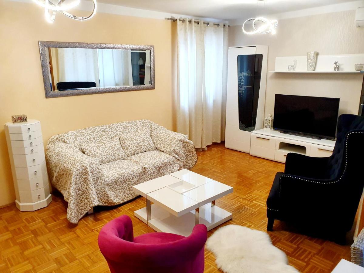 Apartment Zen Pula Exterior photo
