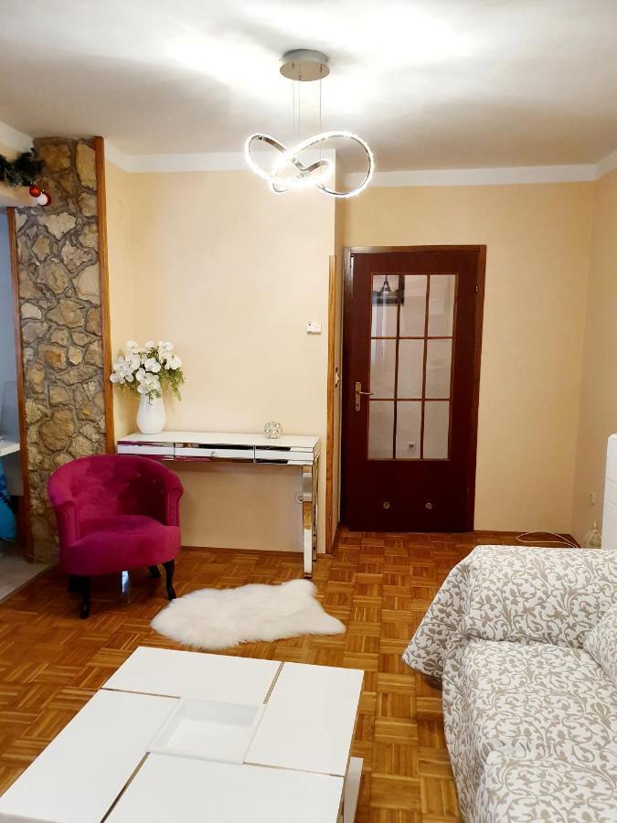 Apartment Zen Pula Exterior photo