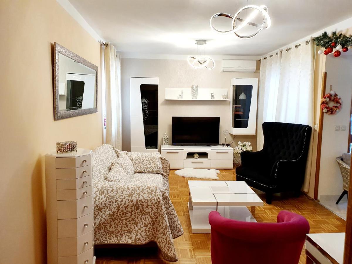 Apartment Zen Pula Exterior photo
